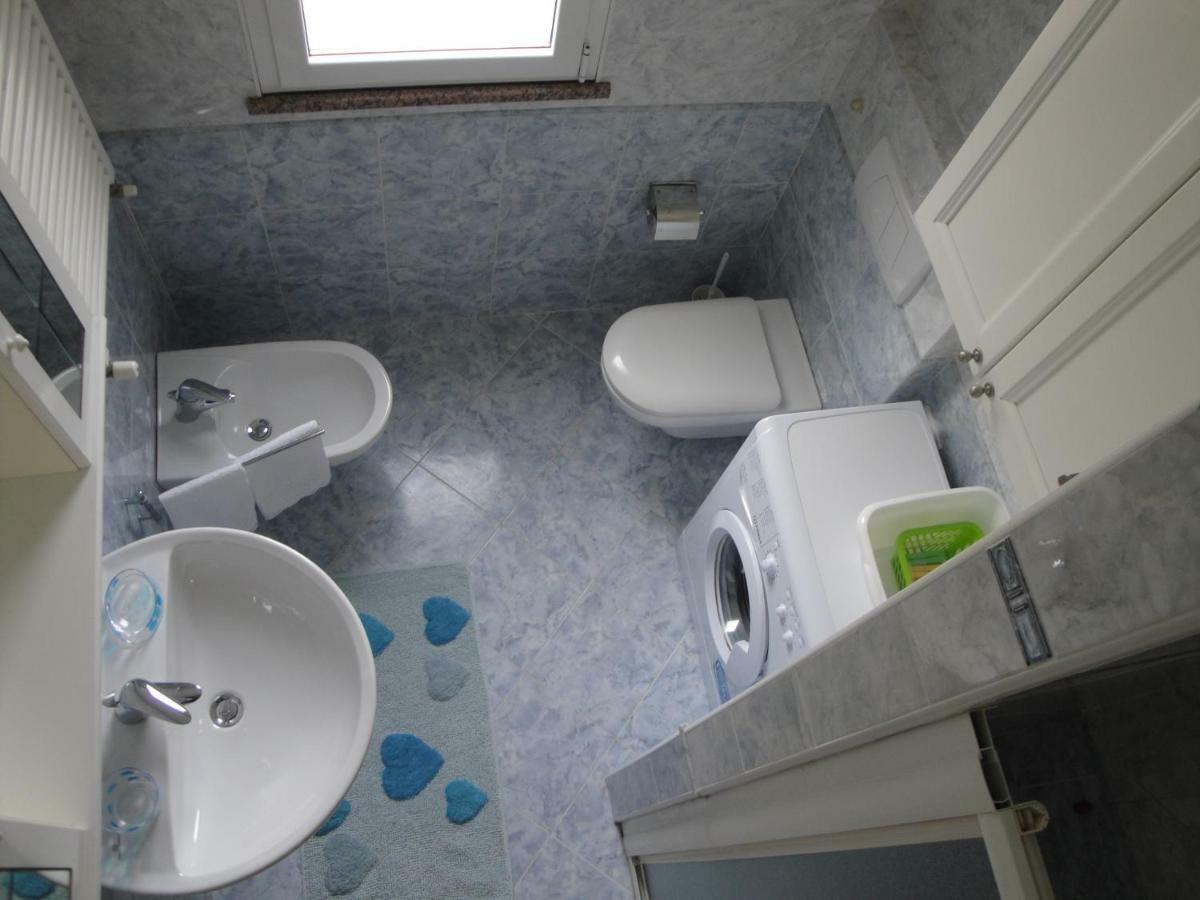 Aloe Beach Apartments, Ombrellone, Parcheggio E Uso Di Biciclette Gratis Rimini Zewnętrze zdjęcie
