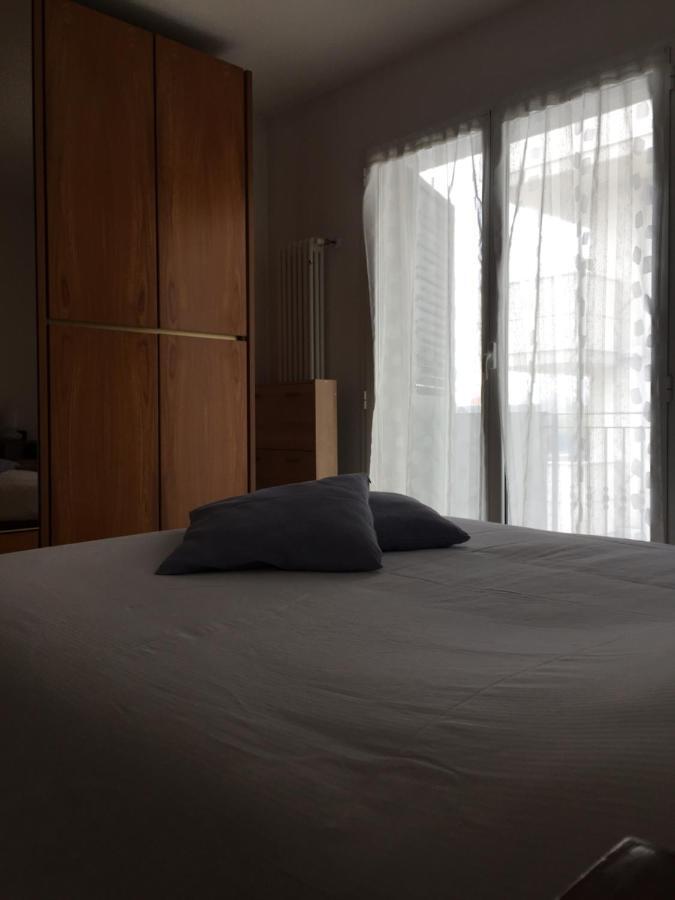 Aloe Beach Apartments, Ombrellone, Parcheggio E Uso Di Biciclette Gratis Rimini Zewnętrze zdjęcie