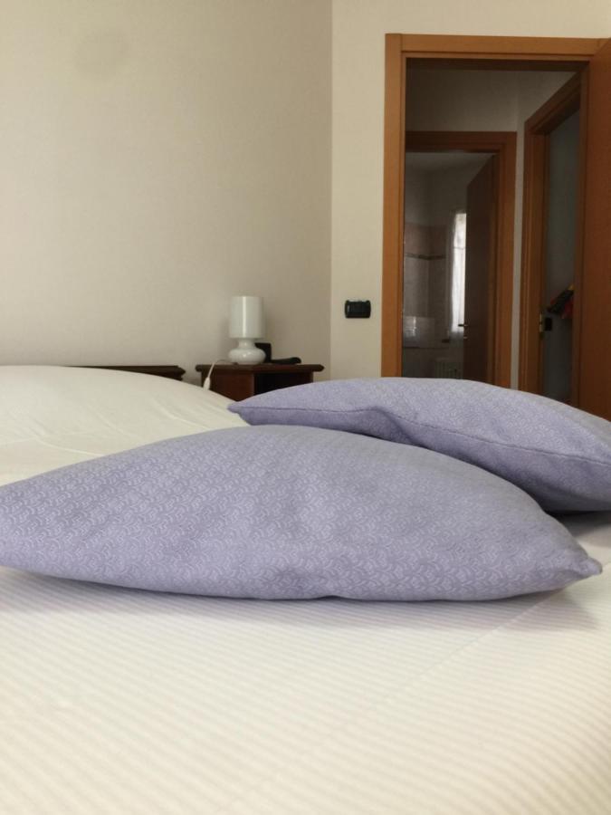 Aloe Beach Apartments, Ombrellone, Parcheggio E Uso Di Biciclette Gratis Rimini Zewnętrze zdjęcie